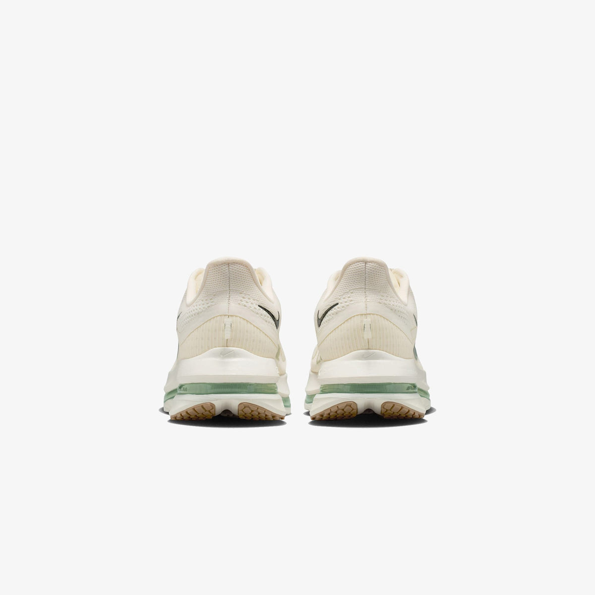 Nike Pegasusu Erkek Beyaz Koşu Ayakkabısı