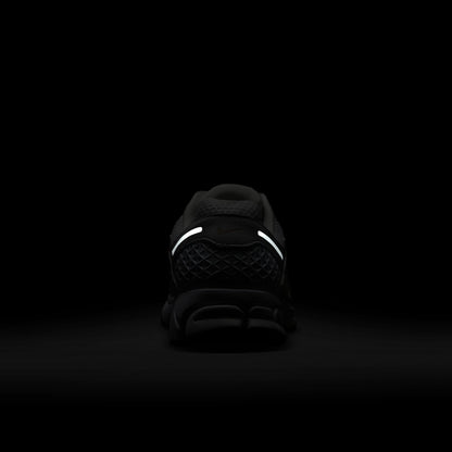 Nike Zoom Vomero 5 Kadın Beyaz Spor Ayakkabı