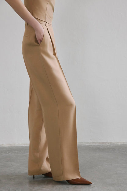 Ütü Izli Pileli Geniş Paça Camel Pantolon