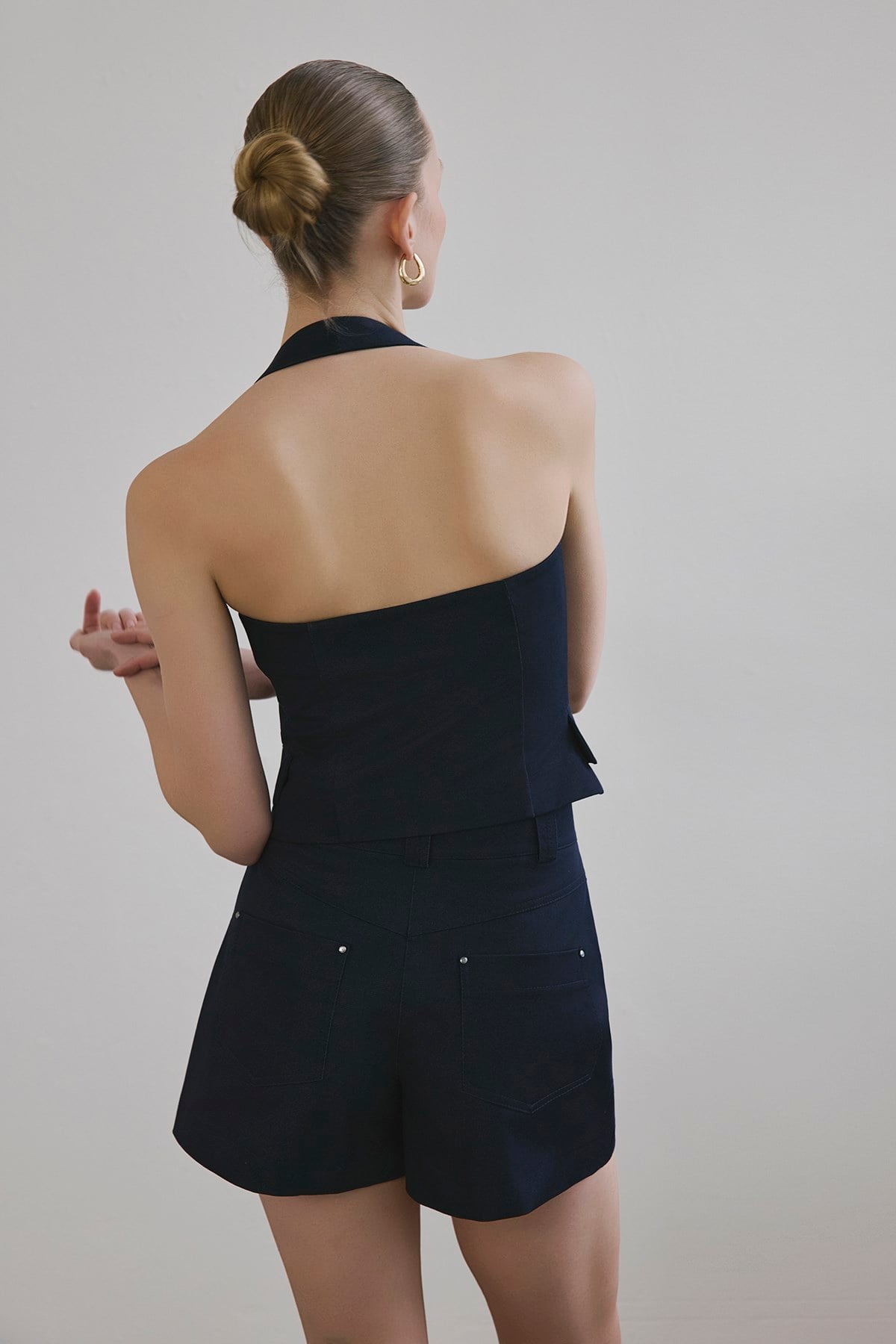Yüksek Bel Denim Dokulu Lacivert Mini Şort